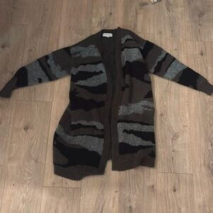 Camo long length cardigan